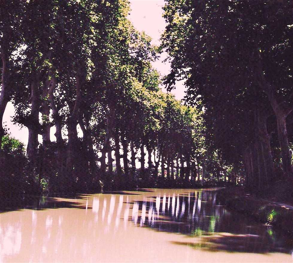 Canal en Homps