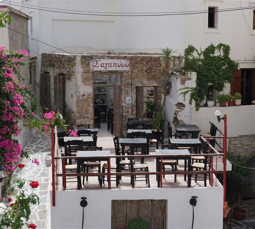Food in Naxos Chora