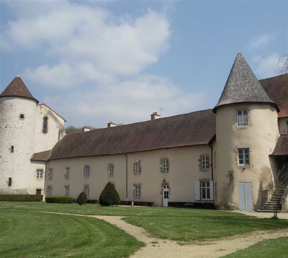 Castillo en Chambon-sur-Voueize