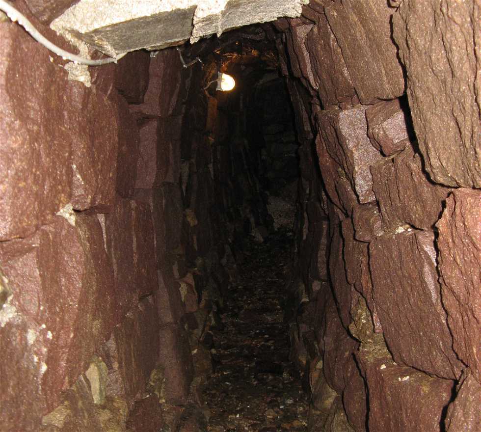 Túnel en Mezzano