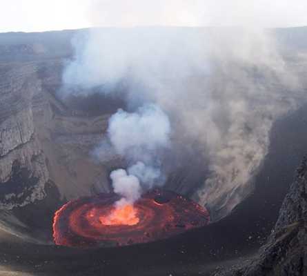 Escudo vulcão em Comoros