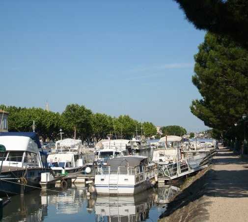 Bahía en Beaucaire