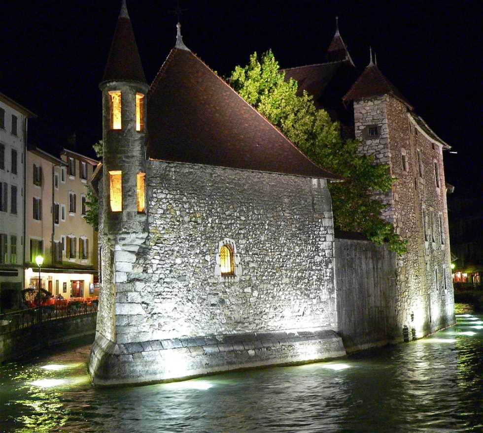 Noche en Annecy-le-Vieux