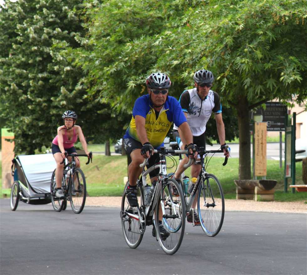 Ciclismo de competición en Charnay-lès-Mâcon