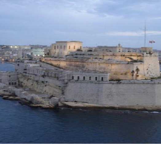 Shore in Valletta