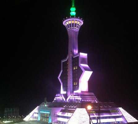 Torre em Ashgabat