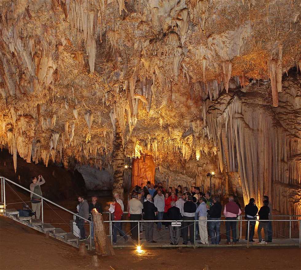 Cueva en Valle de Carranza
