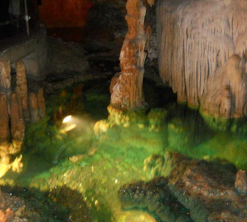 Lago subterrâneo em Luray