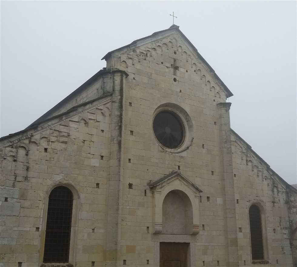 Fachada en San Pietro in Cariano