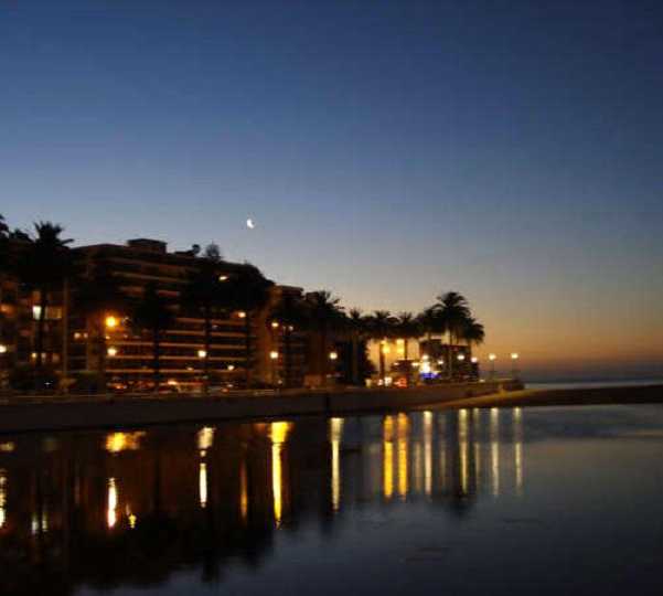 Night in Viña del Mar