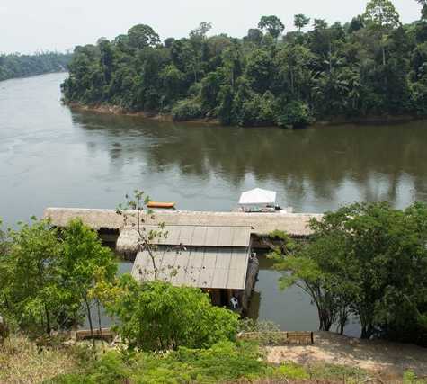 Río en Candeias do Jamari