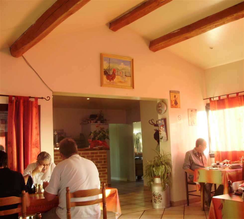 Restaurante en Goujounac