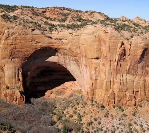 Natural Arch in Kayenta