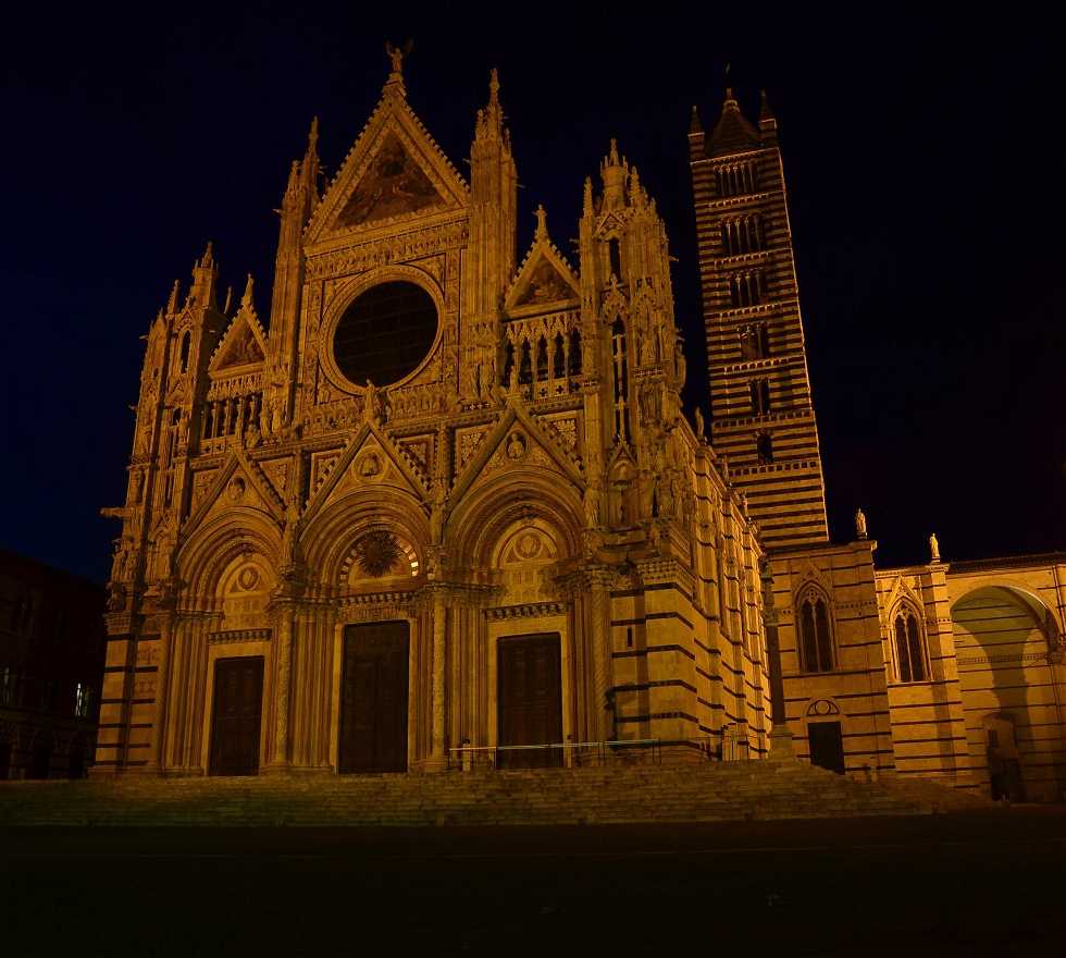 Escuridão em Siena