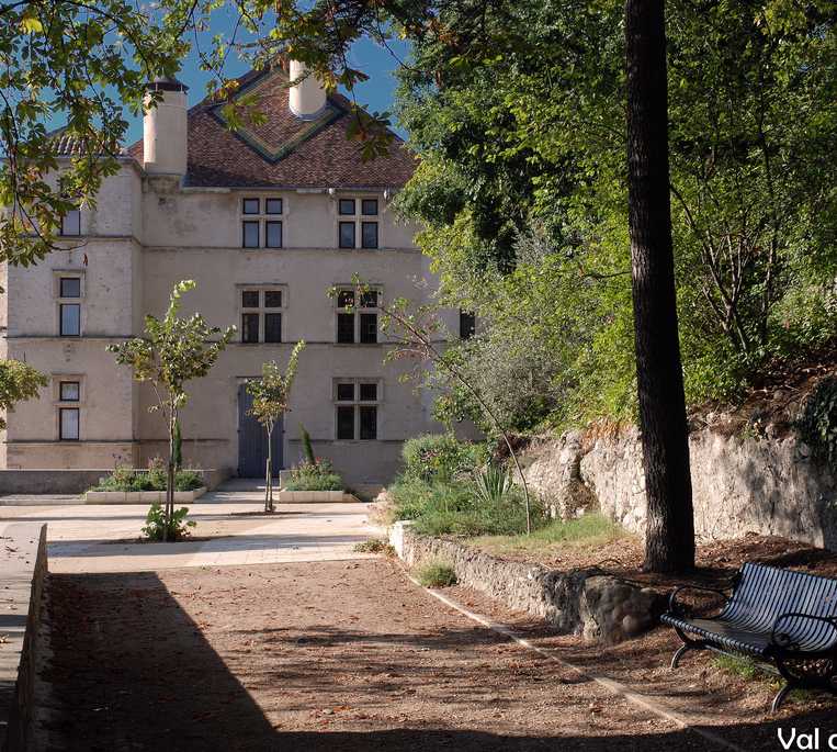 Casa en Château-Arnoux-Saint-Auban