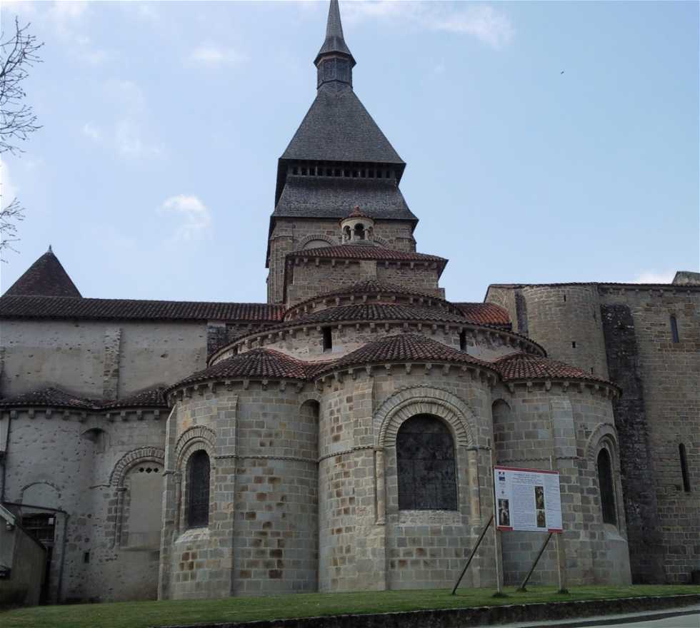 Iglesia en Chambon-sur-Voueize