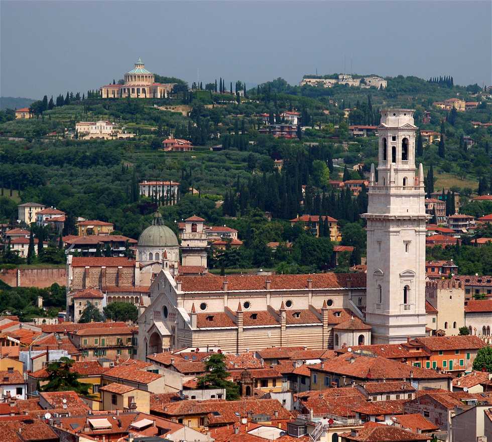 Town in Verona