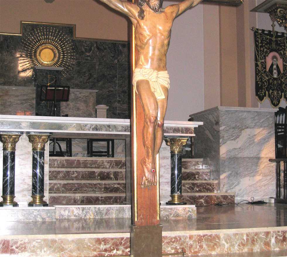 Crucifixo em Carmena