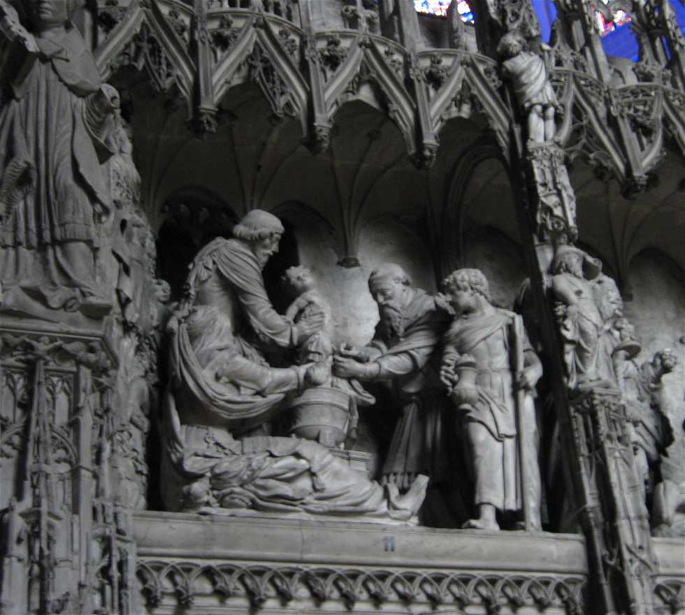 Escultura en Chartres