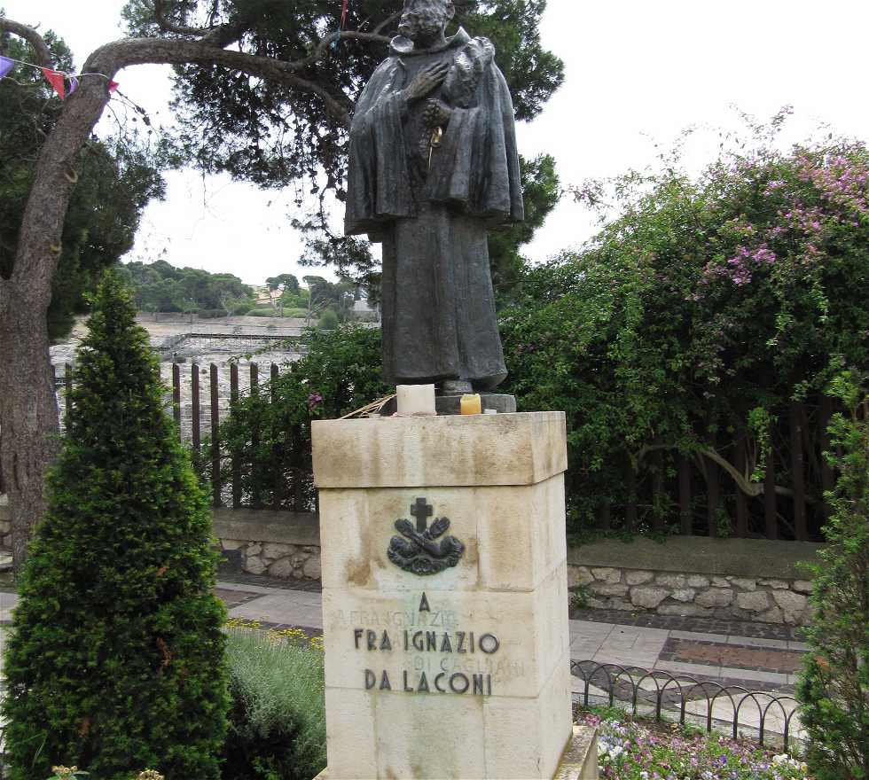 Memorial en Laconi