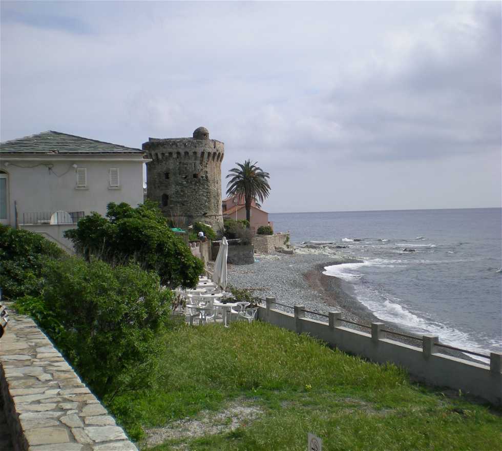 Shore in San-Martino-di-Lota